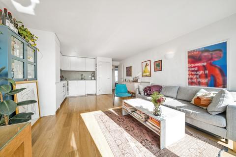 2 bedroom apartment for sale, Hales Street, London, SE8