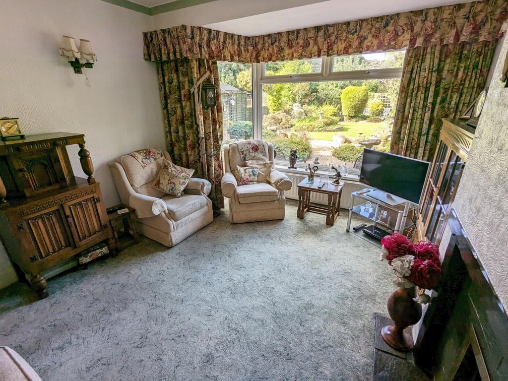 Bills Lane, Shirley 3 bed semidetached house for sale £425,000