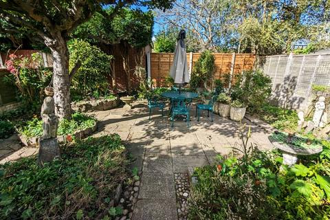 126 Bills Lane, Shirley, Solihull, B90 2PF
