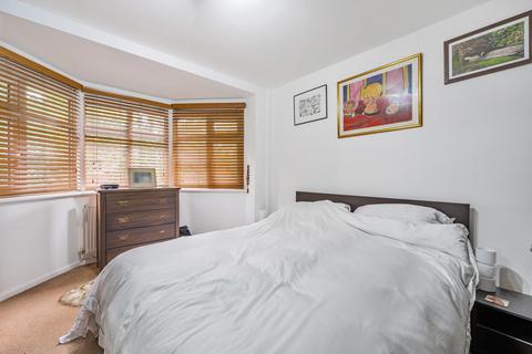 2 bedroom maisonette for sale, Denmark Road, Carshalton