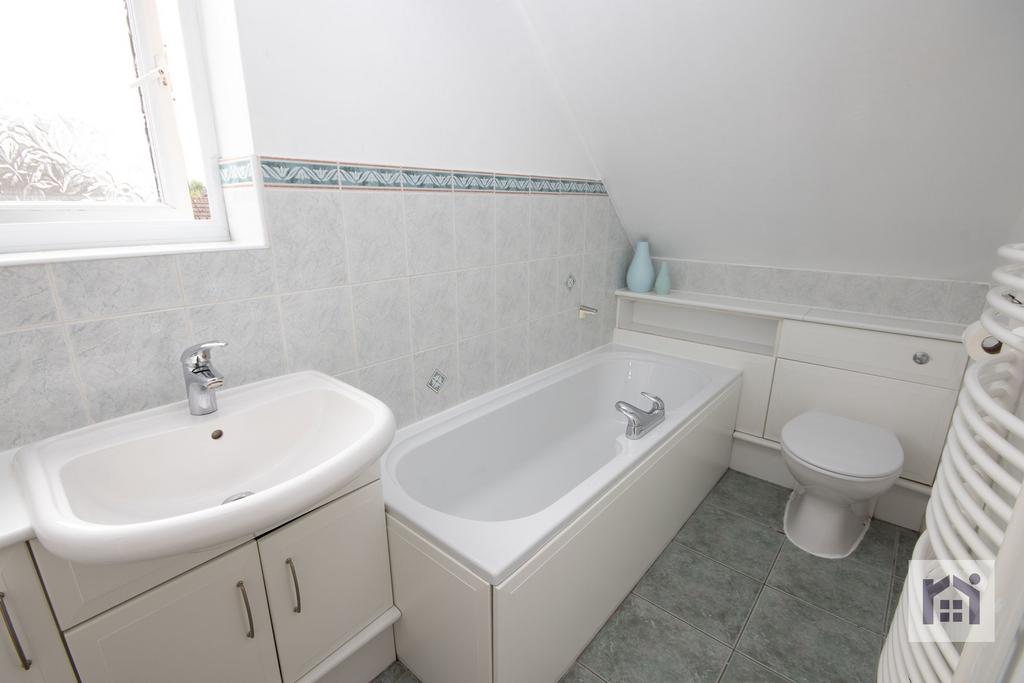 Lostock Road, Croston, PR26 9HT 3 bed detached house for sale £325,000