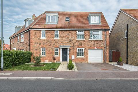 4 bedroom semi-detached house for sale, Watton