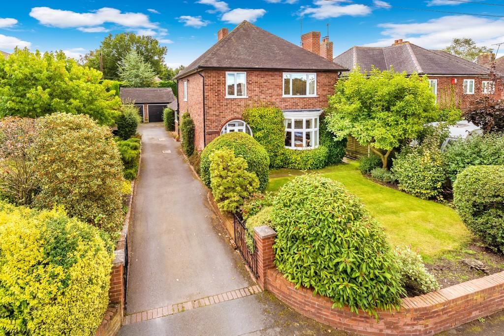 Quarry Bank Road, Market Drayton 3 bed detached house for sale £395,000