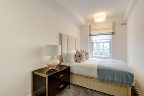 2 bedroom flat to rent, Fulham Road, London SW3