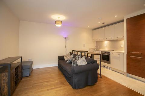 2 bedroom flat to rent - Sirius House, Celestia, Cardiff Bay