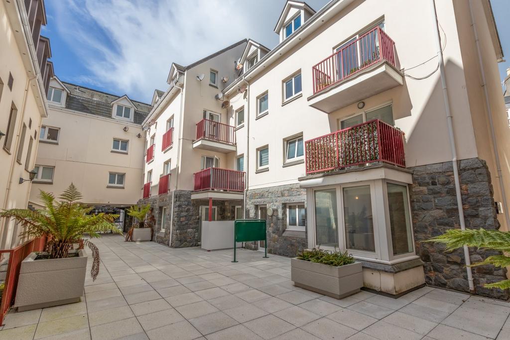 Le Bordage, St Peter Port, Guernsey 1 bed apartment for sale £340,000