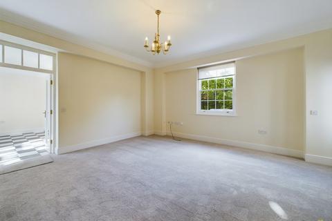 2 bedroom ground floor flat for sale, High Street, Repton
