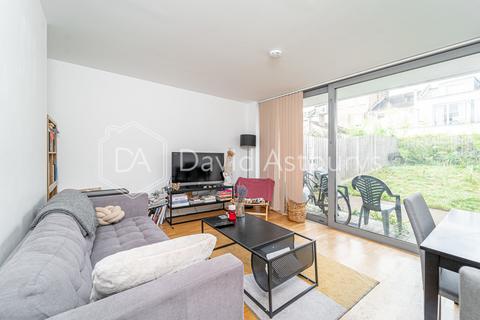 2 bedroom terraced house for sale, Stadium Mews, Highbury Square, London,N5