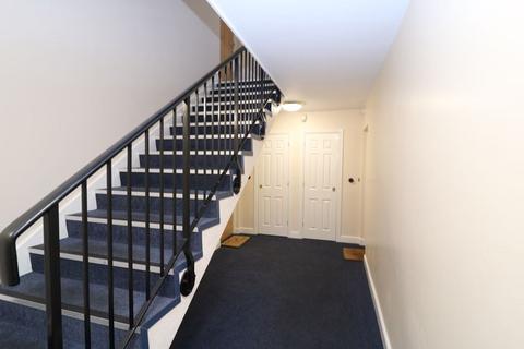 2 bedroom ground floor flat for sale - Yew Tree Lane, Solihull