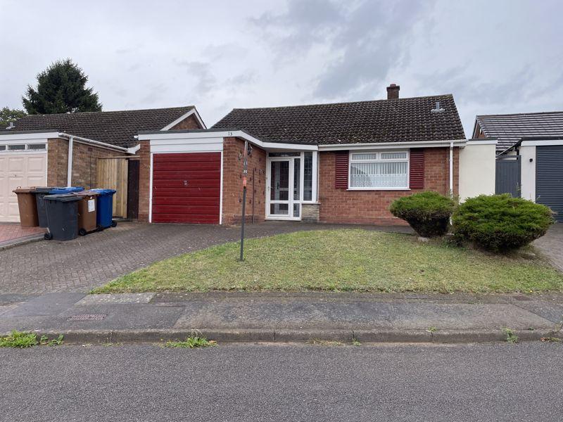 13 Glenwood Rise, Stonnall, WS9 9DZ 2 bed detached bungalow for sale