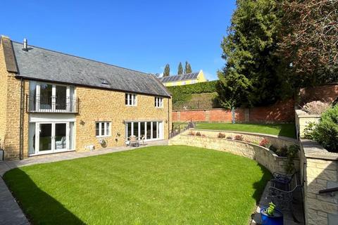 4 bedroom detached house for sale - Higher Meadow, Ilminster