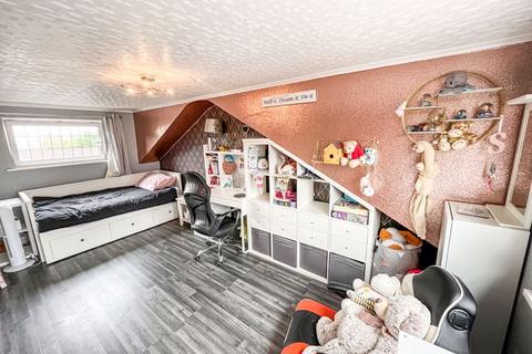 19 Torver Drive, Bolton, BL2 5LZ