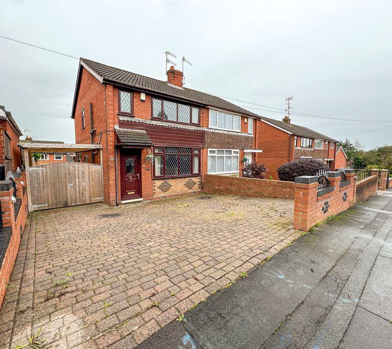 Southborough Crescent, Bradeley, ST6 7LX 3 bed semidetached house for sale £164,950