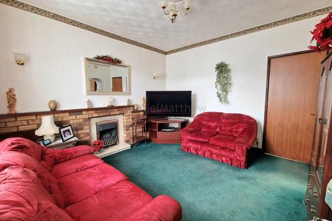 3 bedroom detached house for sale, Fairy Glen, Ogmore Vale, Bridgend County. CF32 7HA