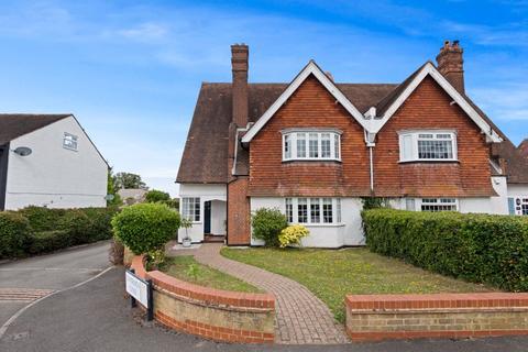 8 Hillcrest Road, Purley, CR8 2JE