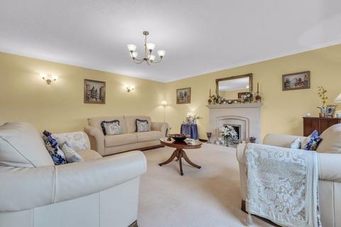 4 bedroom detached bungalow for sale - The Willows, Fergushill, Kilwinning, KA13 7QX