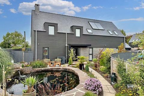 4 bedroom detached house for sale - MUCH BIRCH
