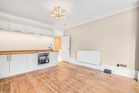 3 bedroom property to rent, Albert Bridge Road, London, SW11