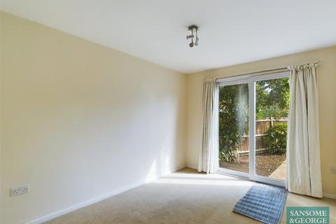 12 Ascension Close, Basingstoke, RG24 9AZ