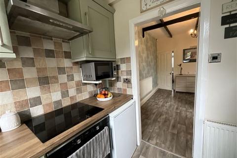 240 Hurlfield Road, Sheffield, S12 2SL