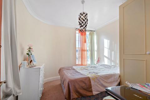 3 bedroom flat for sale - Kirkdale, Sydenham, London, SE26