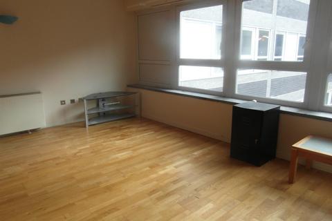 1 bedroom apartment to rent, 30 Calderwood Street, London