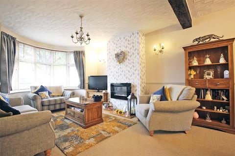 3 bedroom semi-detached house for sale, Goldington Road, Bedford, Bedfordshire, MK40