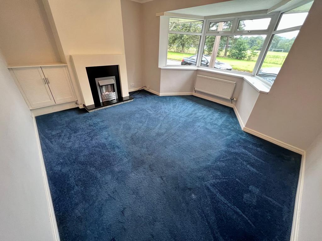 Lindle Avenue, Hutton, Preston, PR4 3 bed semidetached house for sale £255,000