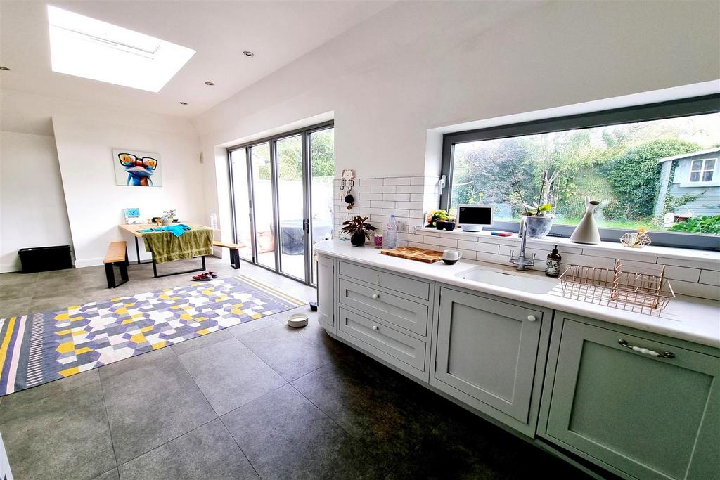 Fitted kitchen/diner: pic. 1