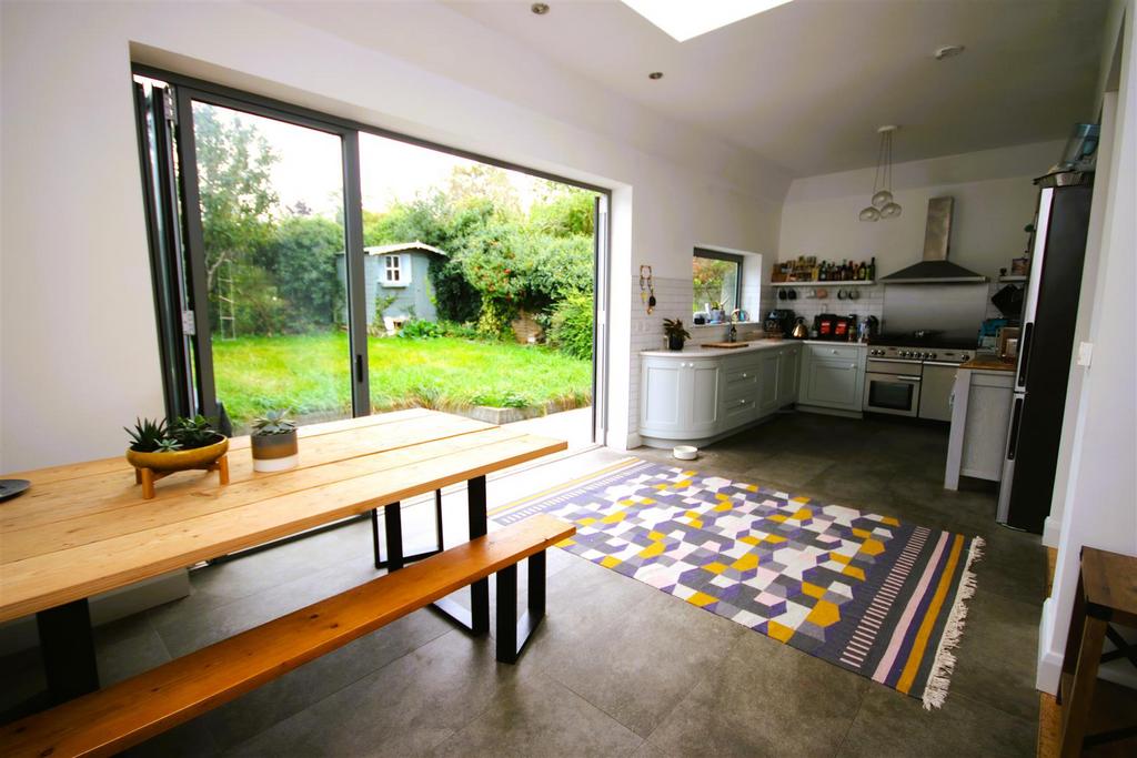 Fitted kitchen/diner: pic. 2