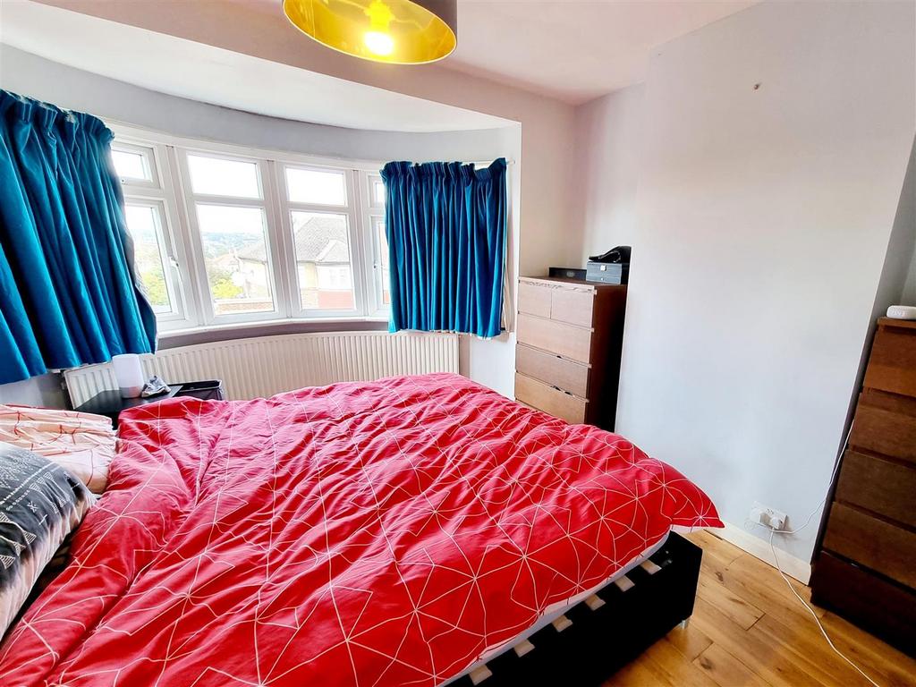 Bedroom 1: