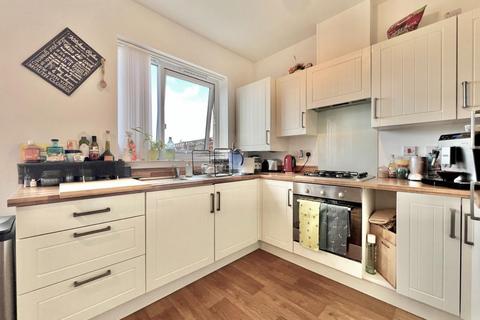 13 Brearley Drive, Sheffield, S5 8BF