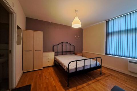 2 bedroom apartment to rent, City Heights, Victoria Bridge Street, Salford, M3
