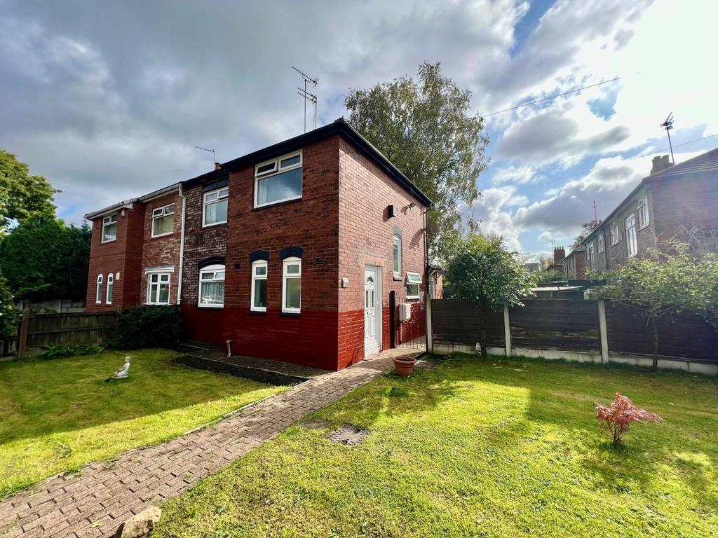 Weller Avenue, Chorlton 3 bed semidetached house for sale £280,000