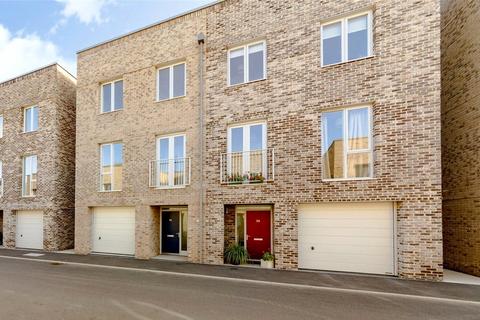 28 Headly Street, Cambridge, CB1 2GH