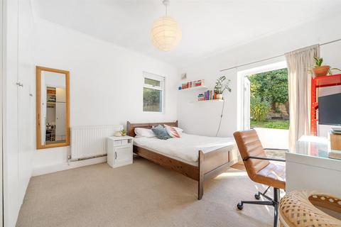 1 bedroom flat to rent, Lambert Road, SW2