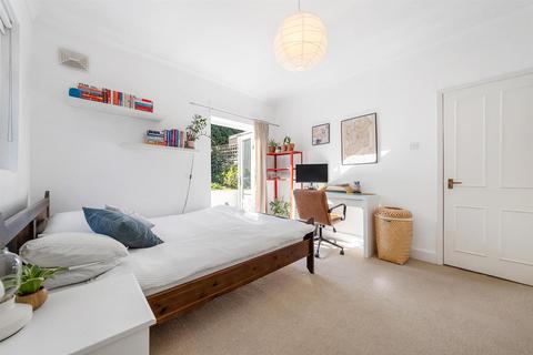 1 bedroom flat to rent, Lambert Road, SW2