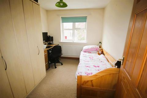 3 Doval Gardens, Tean, Stoke-on-trent, ST10 4EX
