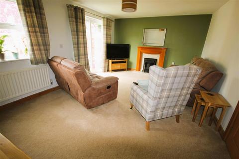 3 Doval Gardens, Tean, Stoke-on-trent, ST10 4EX