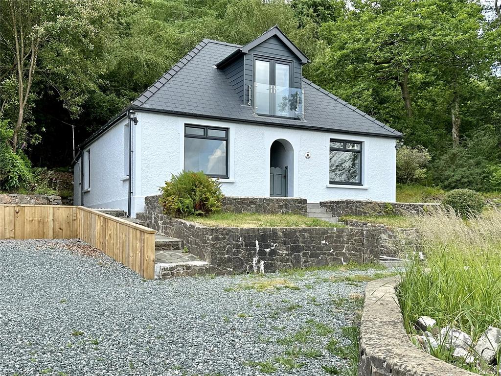 Lower Freystrop, Haverfordwest, Pembrokeshire, SA62 3 bed detached