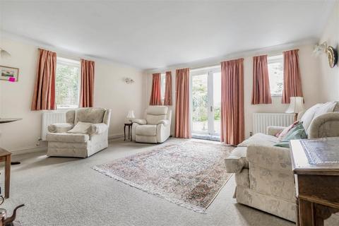 4 bedroom detached house for sale, Shepherds Close, Weston-On-The-Green, Bicester