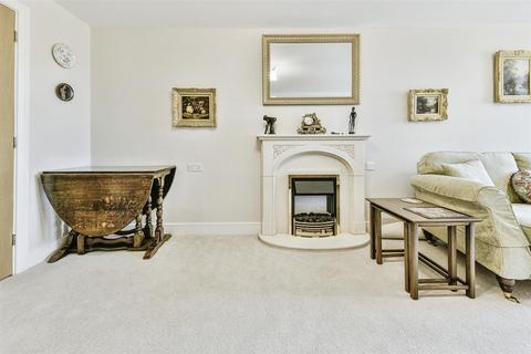 2 bedroom apartment for sale - Goodes Court, Baldock Road, Royston