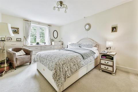 2 bedroom apartment for sale, Goodes Court, Baldock Road, Royston