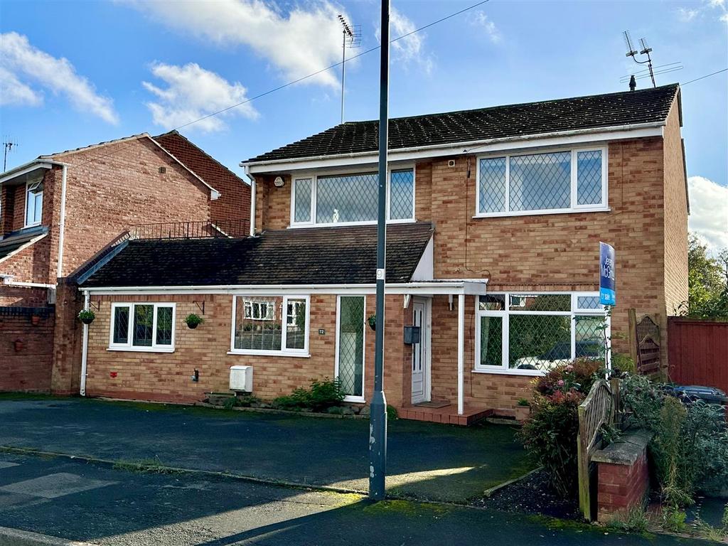 Throckmorton Road, Alcester 4 bed detached house for sale £550,000