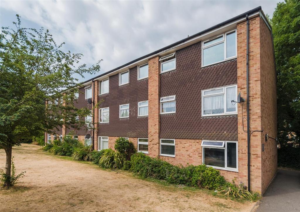 32 Ridgebank10.jpg