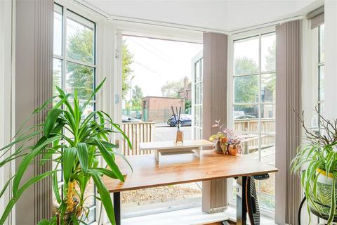Flat 1, 1 Connaught Avenue, London, E4 7AE