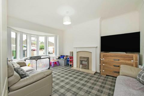 14 Nursery Gardens, York, YO10 3QL