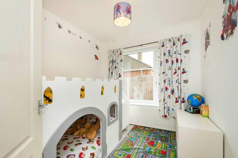 14 Nursery Gardens, York, YO10 3QL