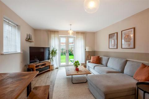 3 bedroom end of terrace house for sale - Novello Close, Borough Green, Sevenoaks