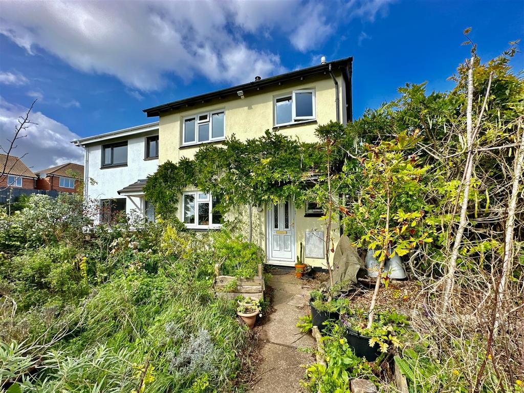 Hillrise, Galmpton, Brixham 3 bed semidetached house for sale £335,000
